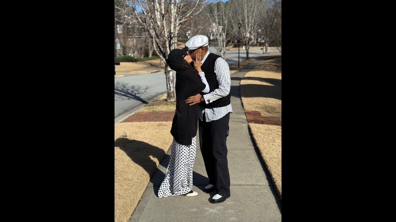 Couples Praying Together: Love Eph.5   #divorceproof99% #divine #covenant #marriageadvice #marriage