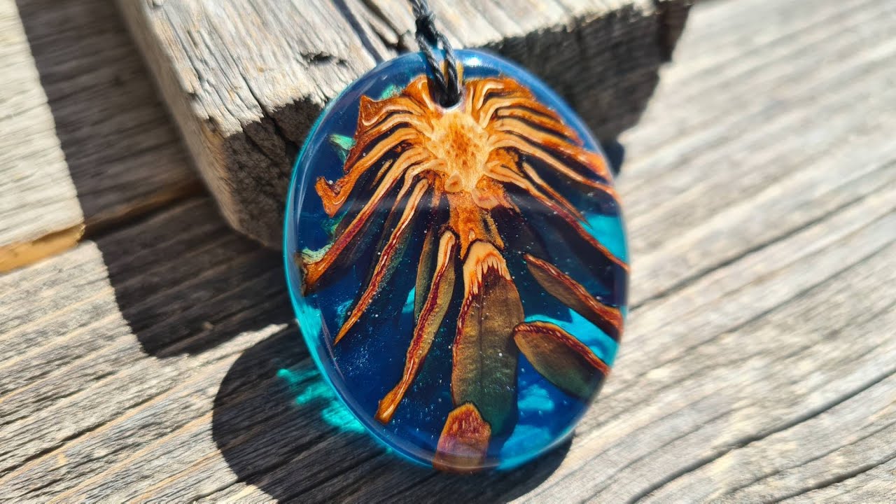 Pendant made of cones and epoxy resin / jewelry with your own hands.