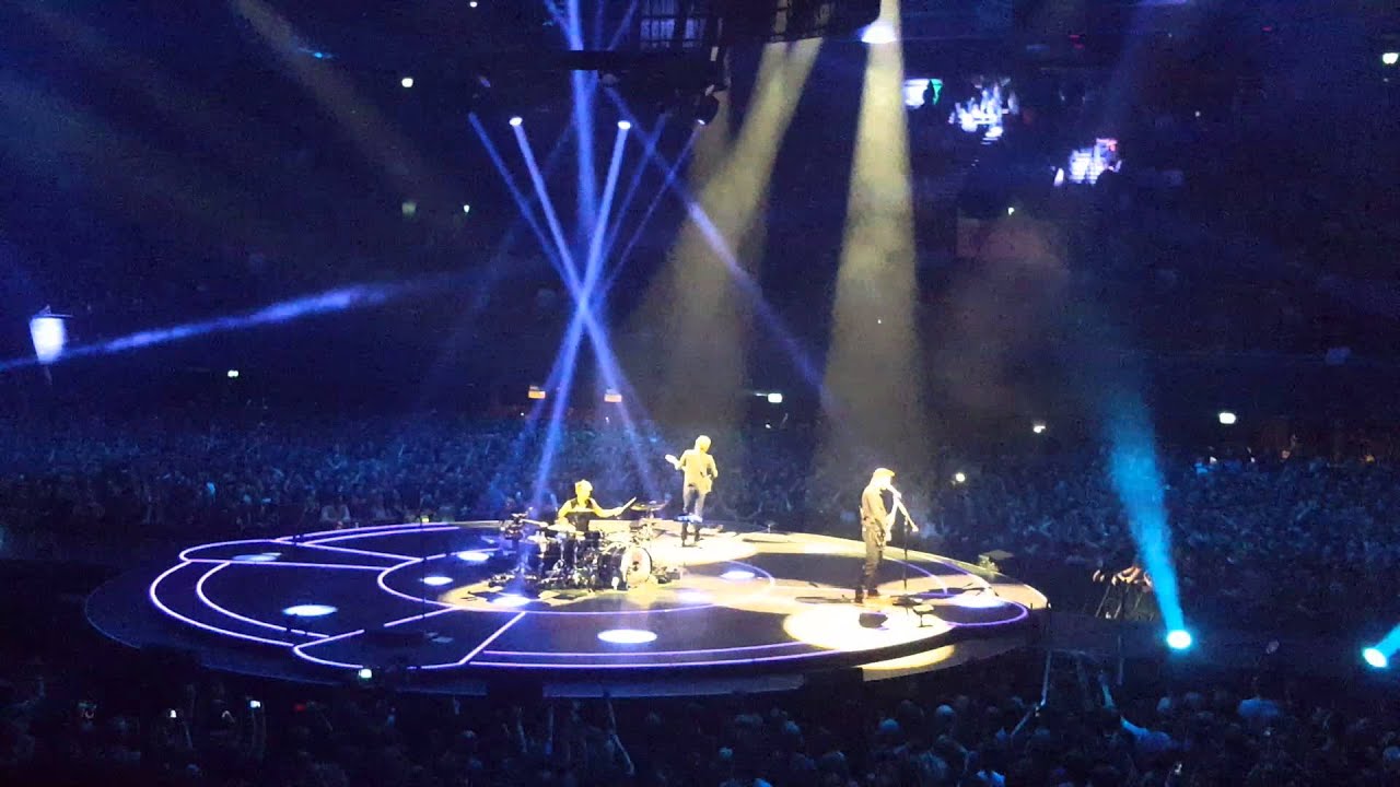 Muse - Plug in Baby live @ Ziggo Dome Amsterdam 09-03-16