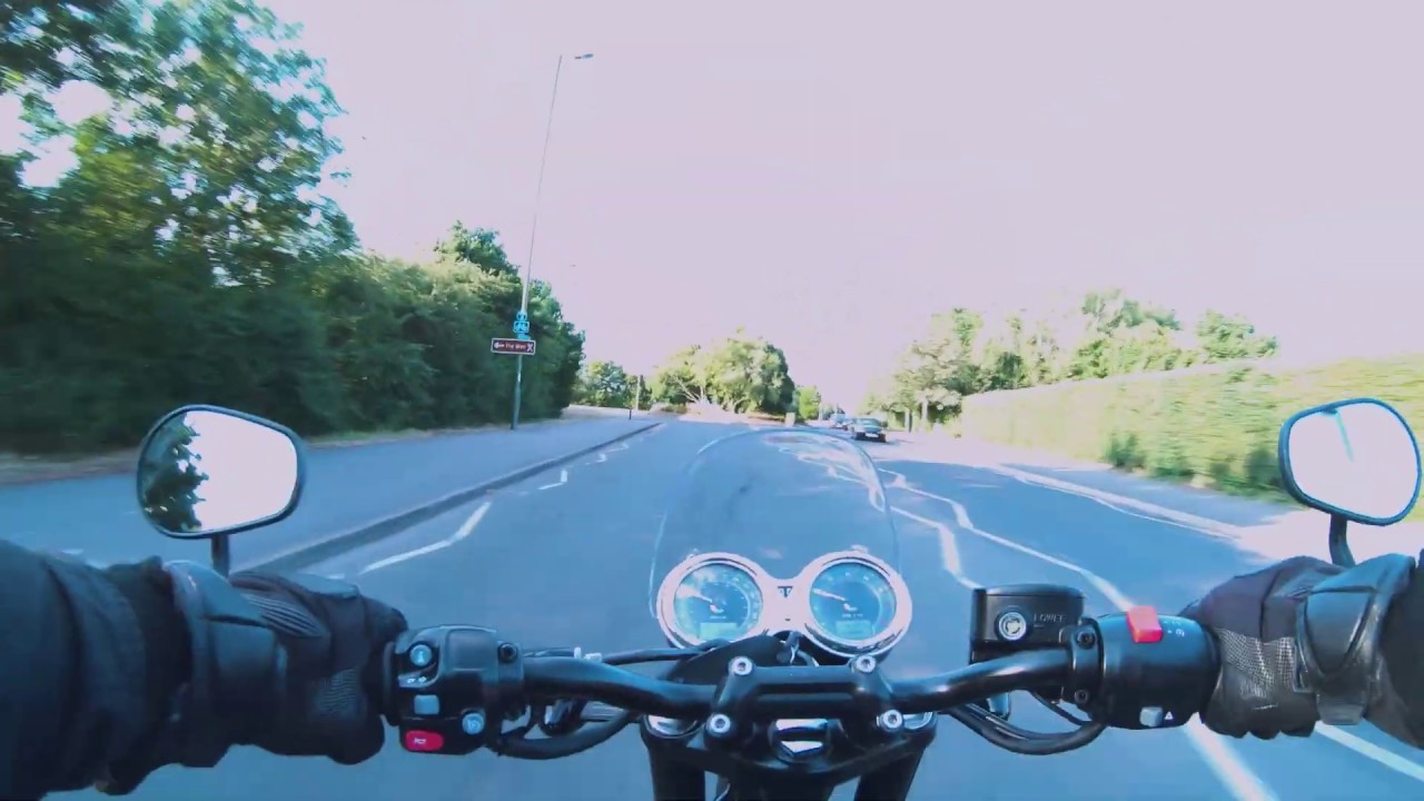 Думаете о покупке Triumph T100 Black? Мои претензии после 18 месяцев владения.