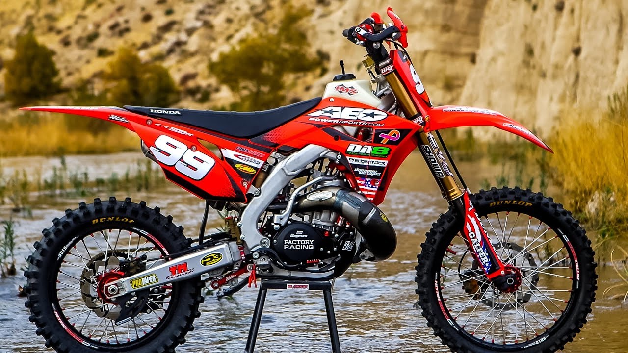 Project 2017 Dual Exhaust Honda CR500 2 stroke - Dirt Bike Magazine