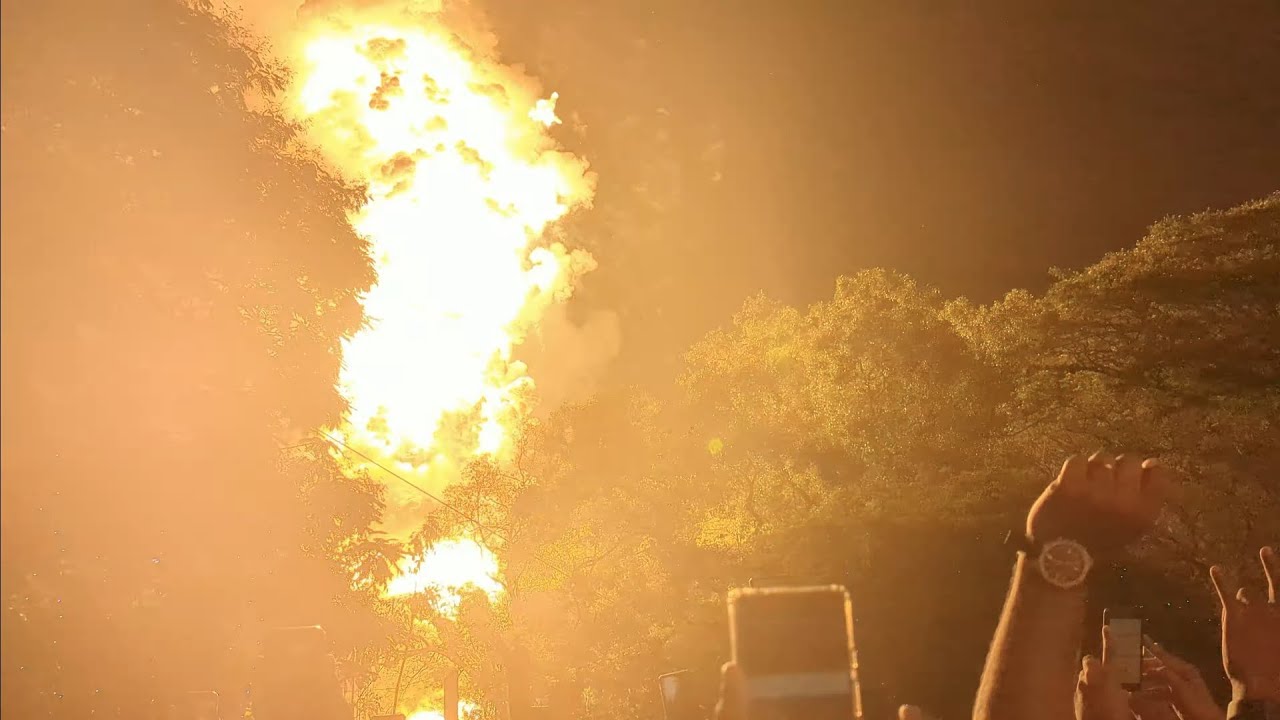 Thrissur Pooram 2023 fire show 4k ultra high resolution (paramekkavu) #thrissurpooram2023 #thrissur