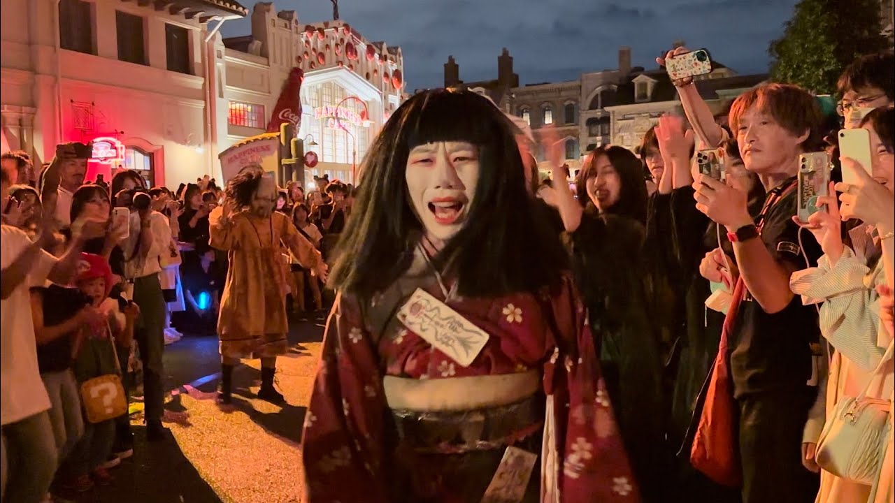 【USJホラー・ナイト2023】呪いの日本人形　Possessed Playthings Ado「唱」ゾンビ・デ・ダンス　2023/9（4K HDR 60fps）