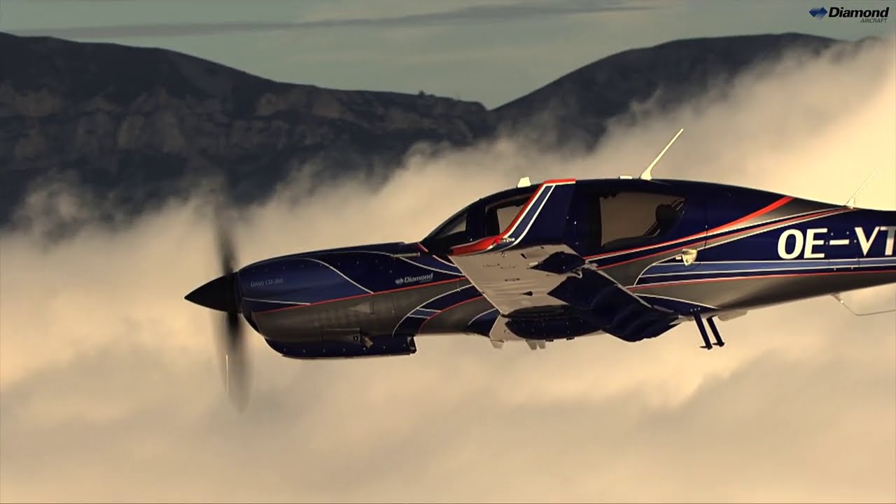 Soar above with the Diamond Aircraft DA50 RG