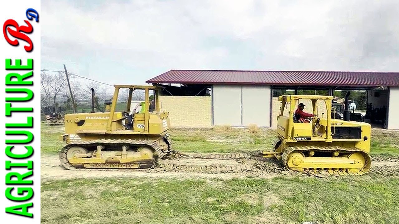 La sfida del secolo: CAT D 5 VHP vs  FA 10 CTA