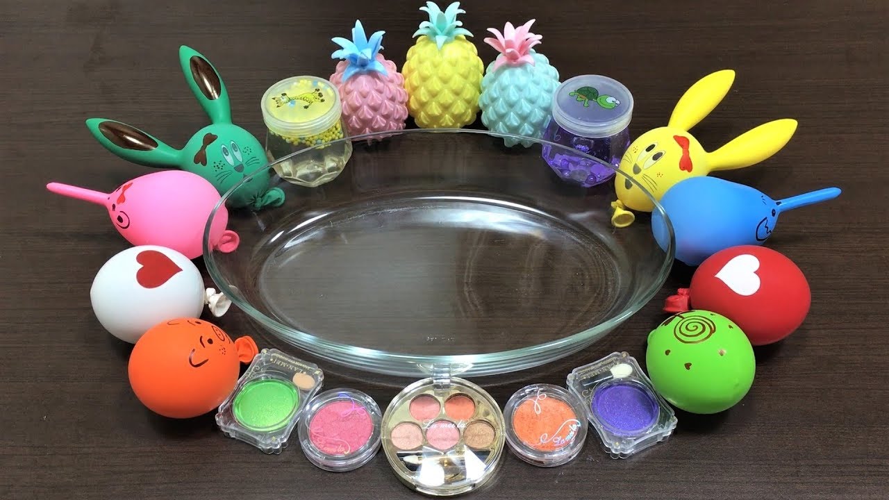 Mixing Eyeshadow and Glitter into Store Bought Slime !!! Slimesmoothie Relaxing Slime with Balloons