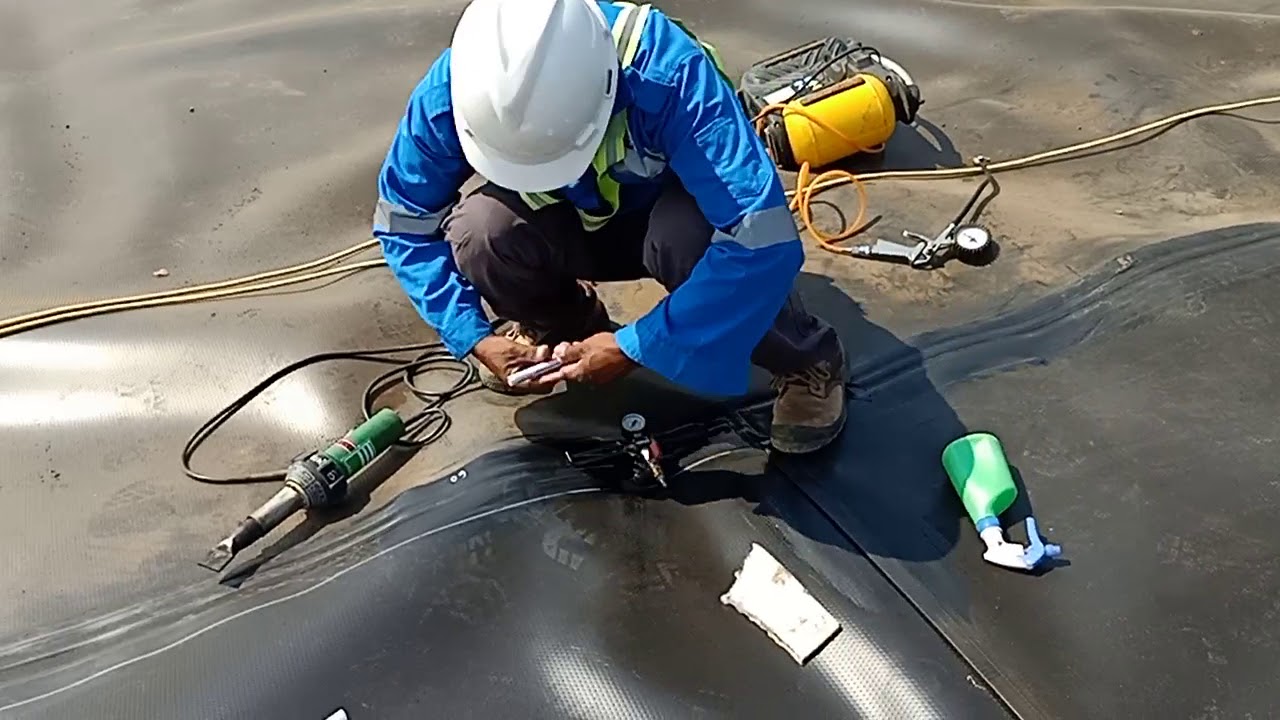 Airtest presure geomembrane welding