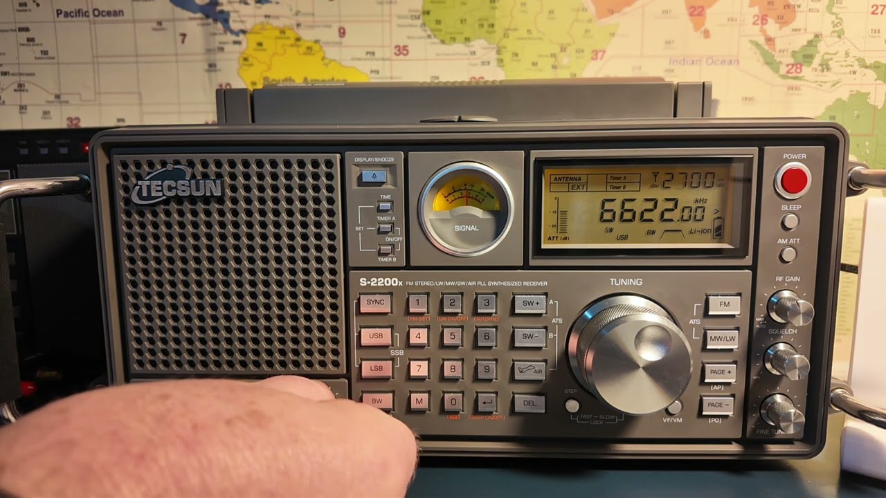 Signals include: Shanwick Oceanic Control Radio, Radio Zand and French Pirates on 6660khz LSB
