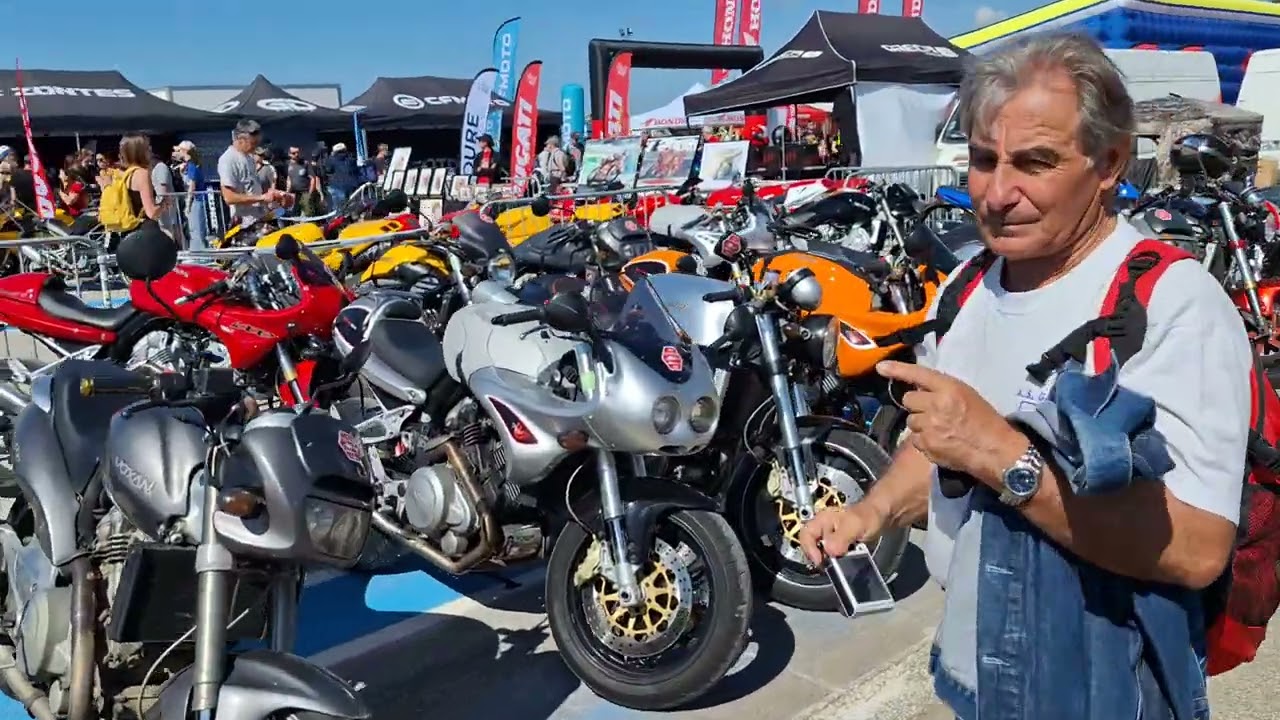 SRC 2024 stand Voxan  circuit du castelet