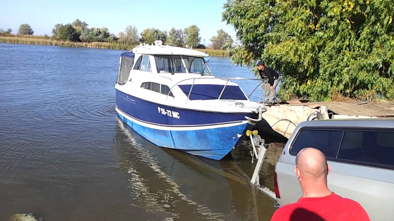 Спуск Bayliner 246 Романа в Гандурино