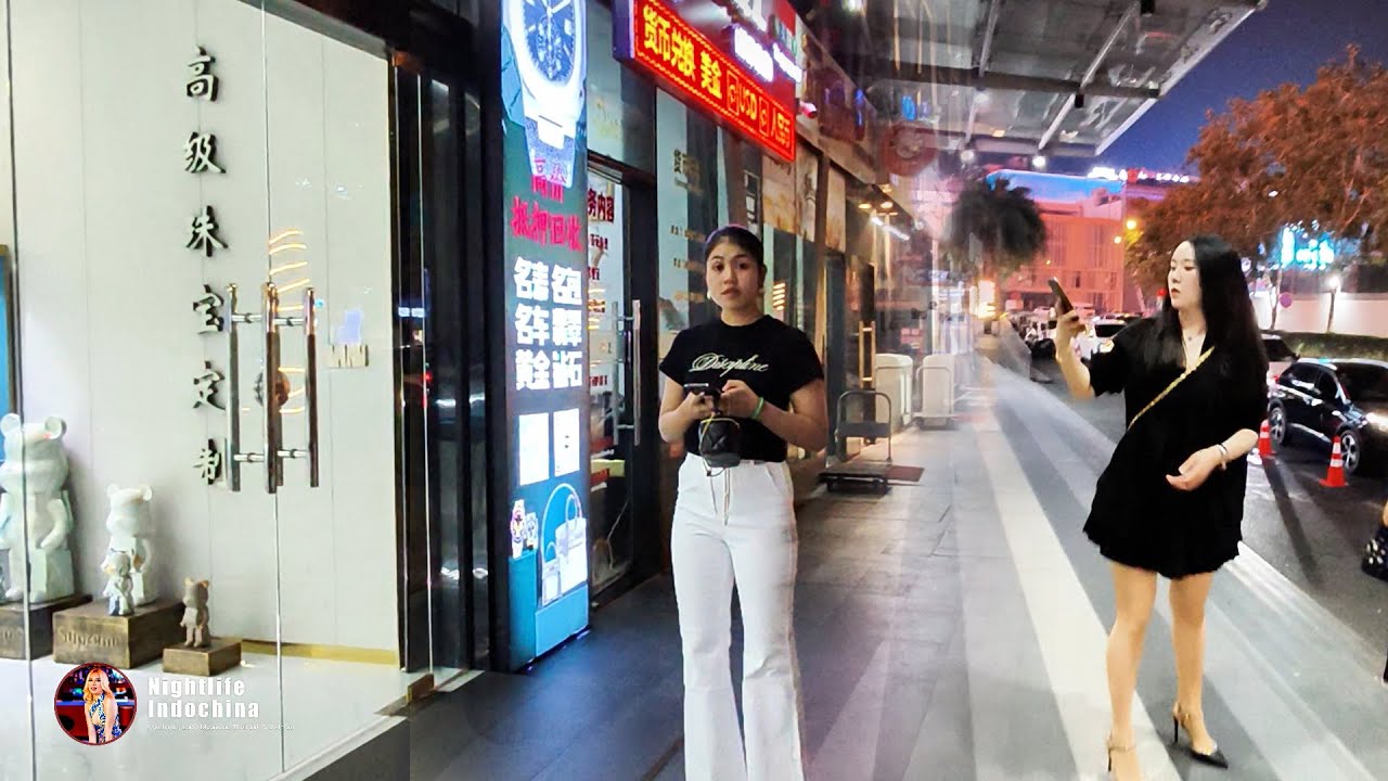 Discover the BEST of Chinatown with a Local Expert! | The Golden Town in Phnom Penh's Chinatown