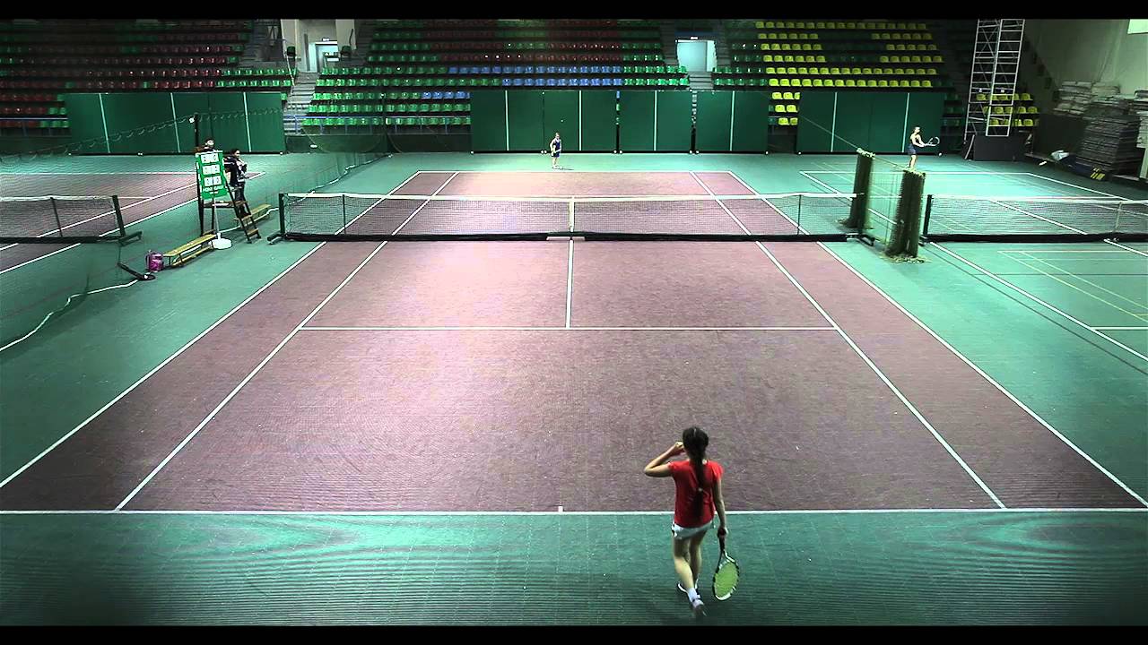 Вика 9 лет матч за 3 место. 9 years old girl (the small one) plays tennis