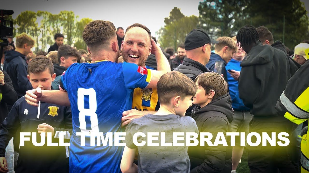 INCREDIBLE full-time scenes! PITCH INVASION, SHOES OFF, FULL TROPHY CEREMONY | CHAMPIONS! 🏆