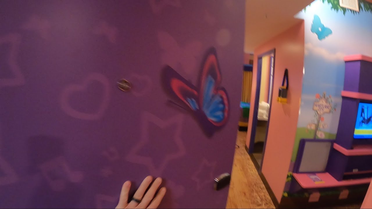 Legoland Hotel  Friends Room  Legoland New York