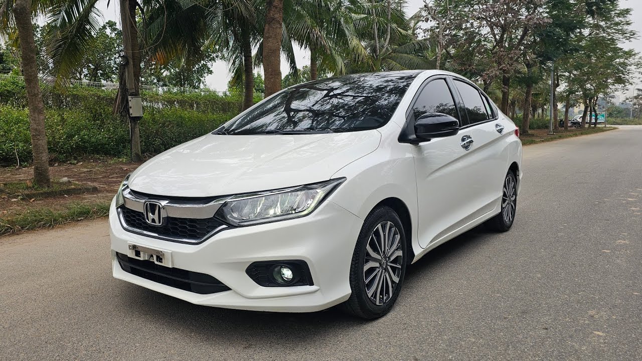 HONDA CITY TOP 2018 Đẹp Xuất Sắc. Tầm giá trên 300 thì ko mẫu nào có thể sánh được.