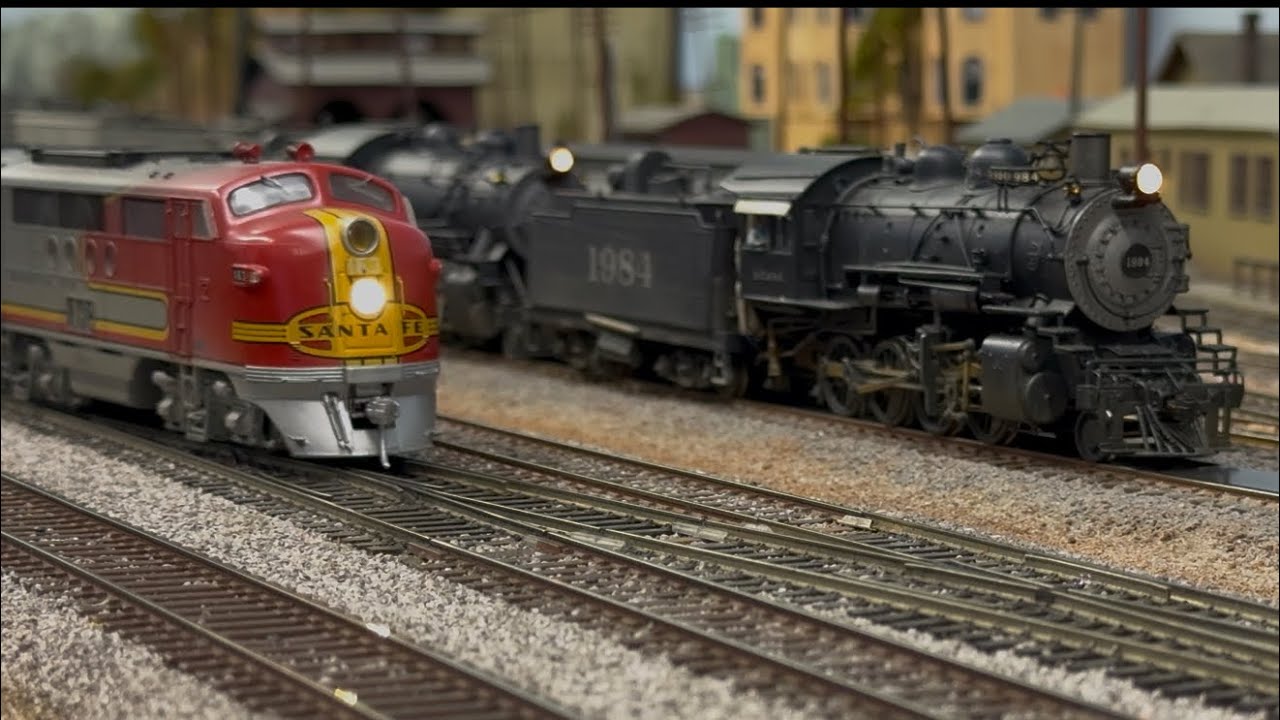Santa Fe Grand Canyon Limited 1940’s plus M.O.W. Extra with the San Francisco Chief mid 50’s