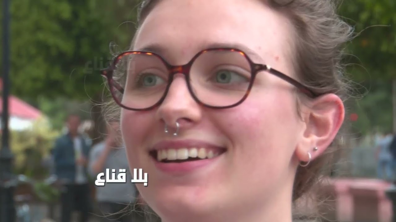 طالبات فرنسيات يخيرن الدراسة في تونس وتعلم اللغة العربية..ضحكة عالطاير مع الماكلة الحارة هه