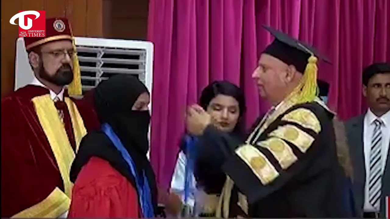Girl won 18 medals from Faisalabad Medical University