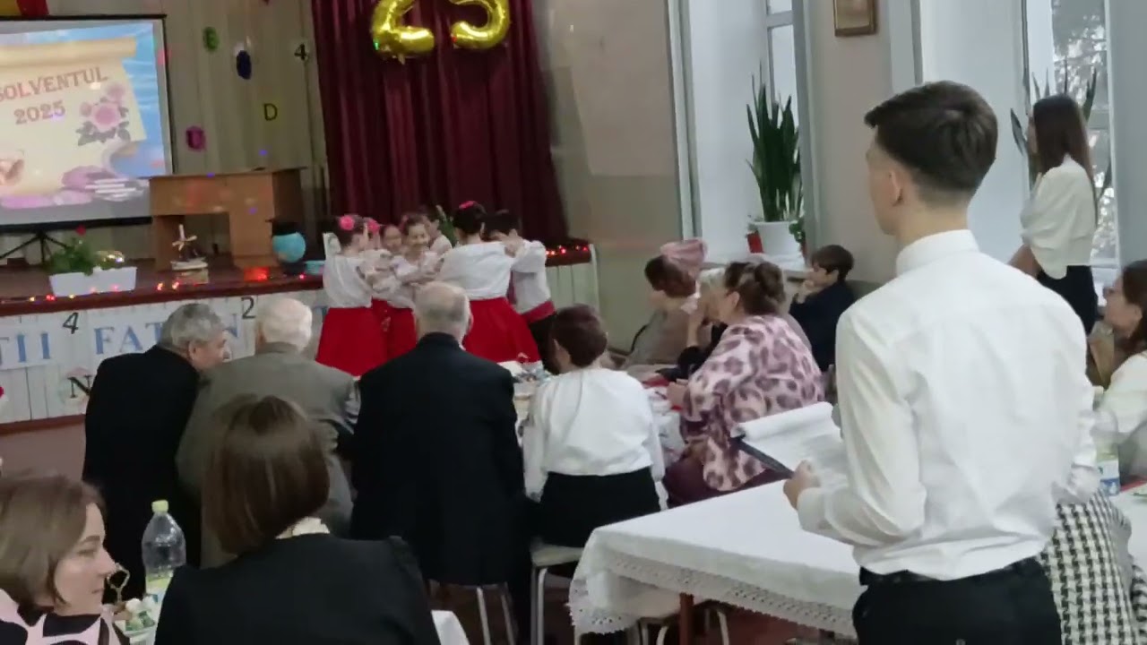 Ciuleandra, elevii clasei 4. IP Gimnaziul Codreanca.