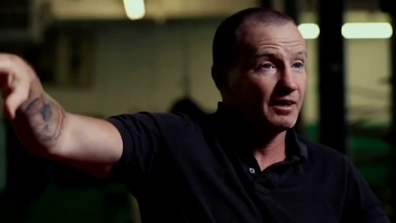Micky Ward and Arturo Gatti in hospital after 3rd fight. (True Warriors)