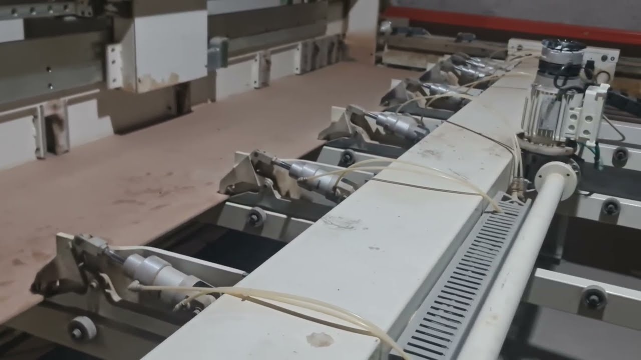 Utilaj înviat readus la viață resuscitat Reconditionat refăcut reconstruit reabilitat 