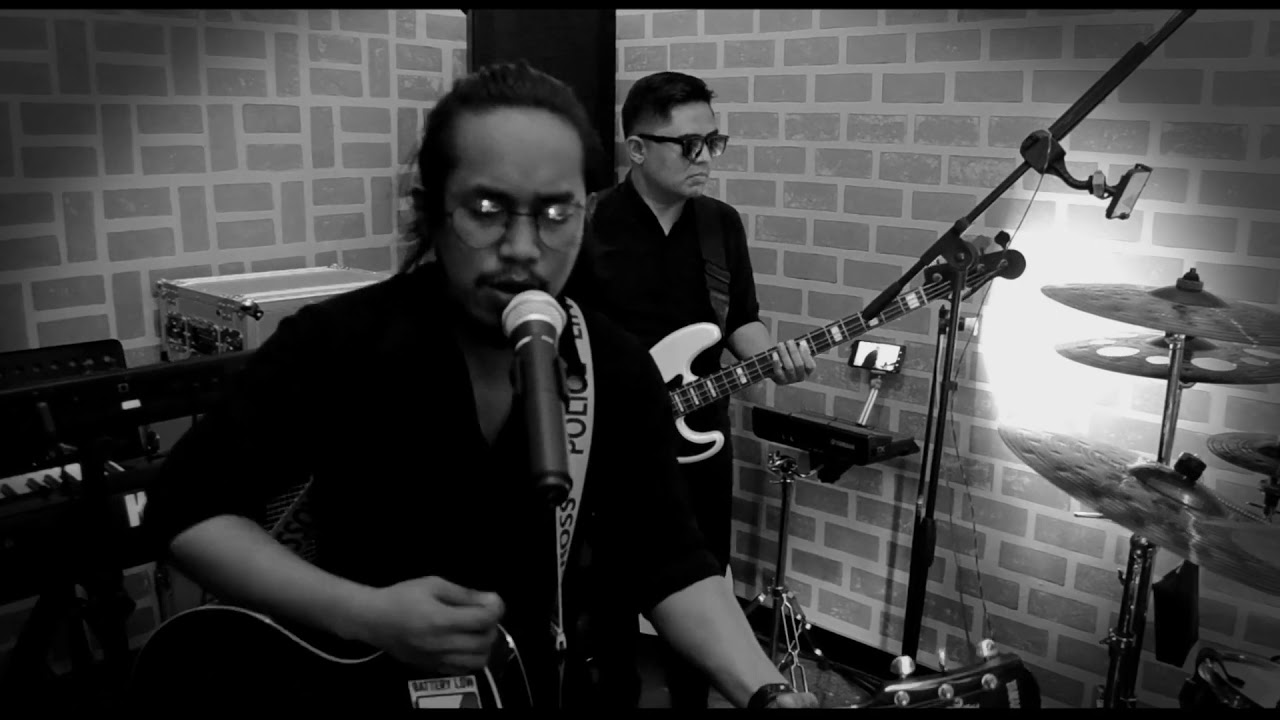 Band Indie Palangka Raya,Kalimantan Tengah. E.M.P. - KUBUNUH HATIKU (1st Single)