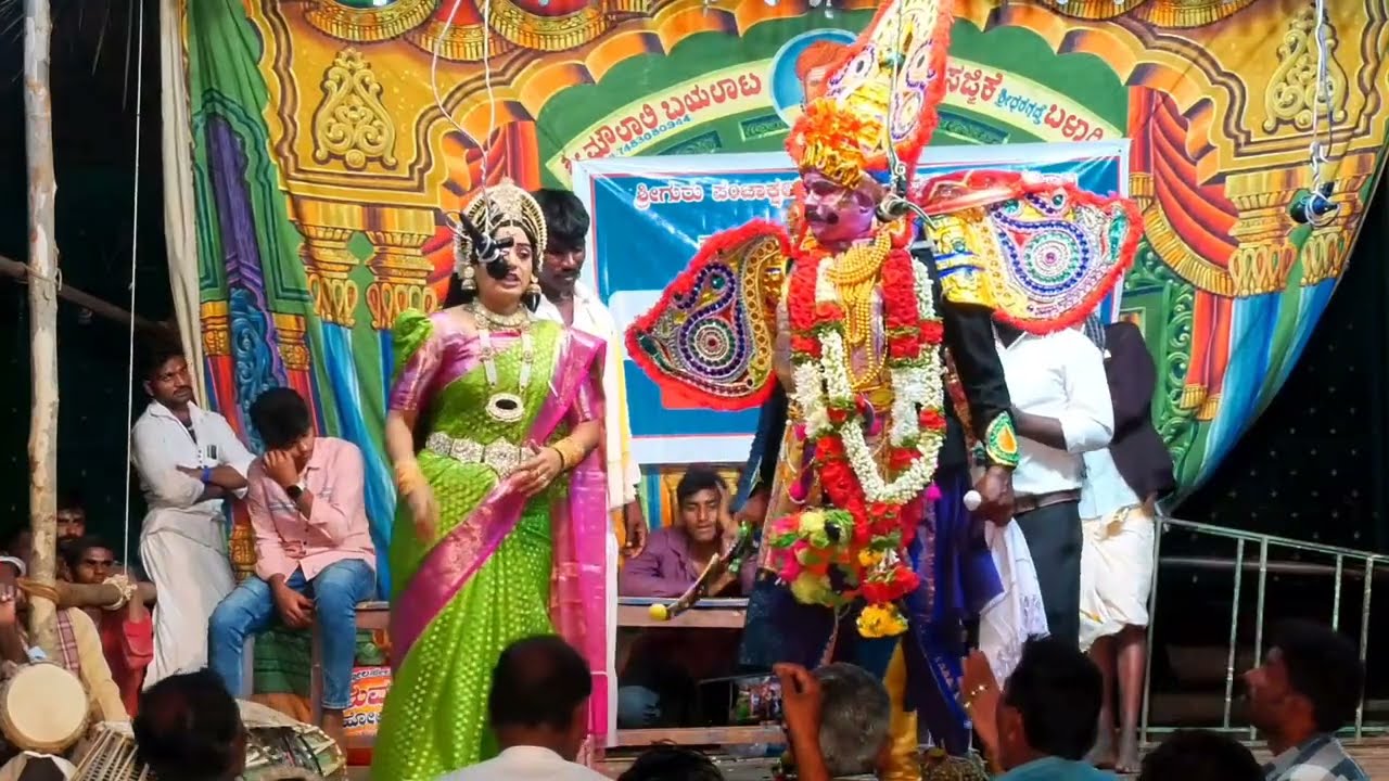 ಅಹೋ ತಮ್ಮಯ್ಯ.. ಹೇಳು ಅಕ್ಕಯ್ಯ... ಅವಳು ಗಂಧರ್ವಶಿಯಳು.. ಪಂಚಪಾಂಡವರ ಪತ್ನಿಯೂ @eeracreations #bayalatavideos