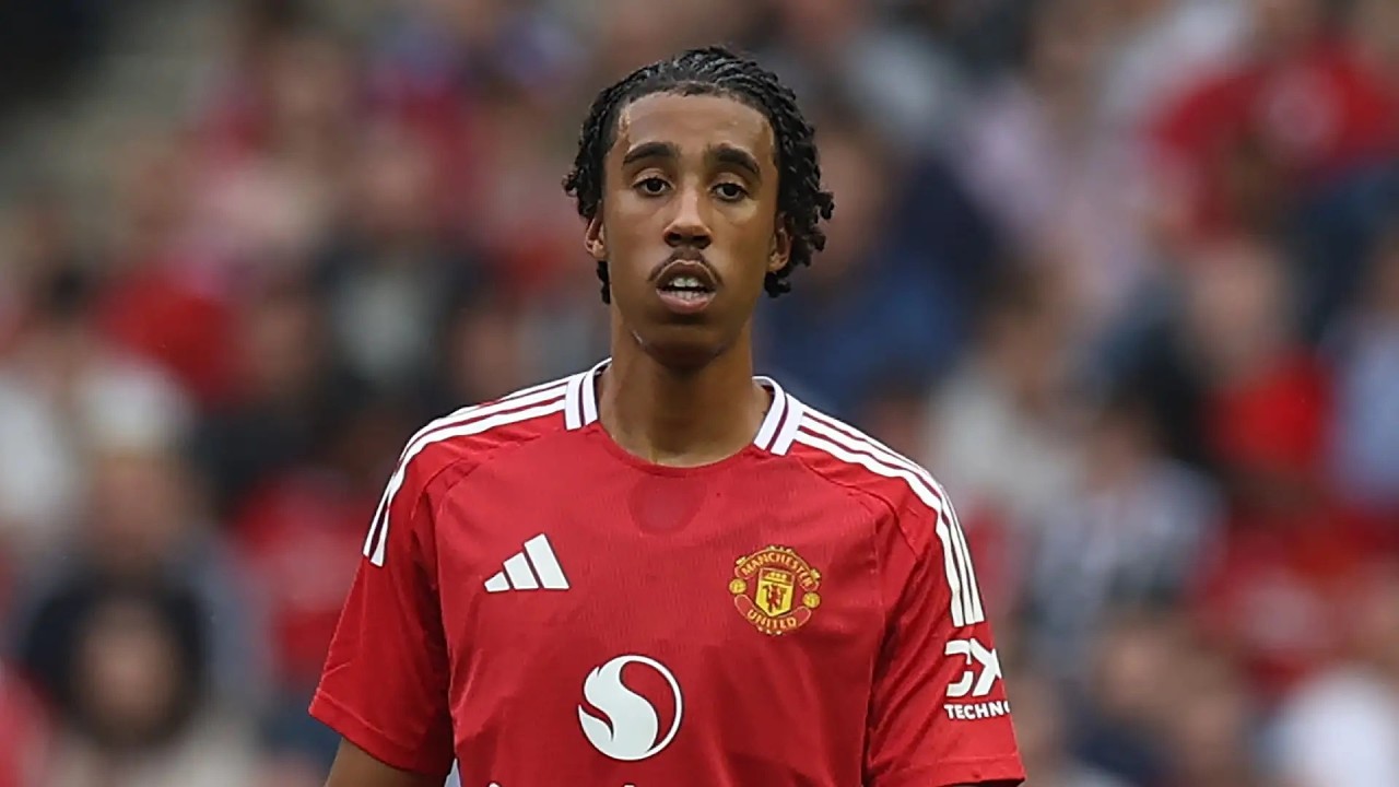 LENY YORO 'S SHOCKING STATEMENT AHEAD OF BOURNEMOUTH CLASH! - MAN UNITED NEWS