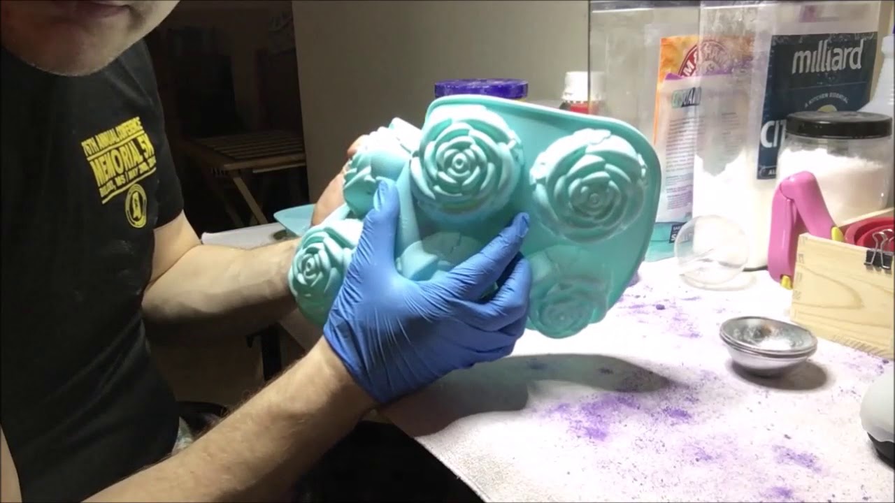 Episode Two - Cheap Bath Bomb Molds