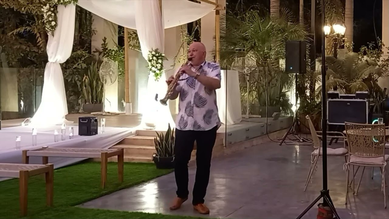 Live Sax for Pre-Chupah Reception (Kabbalat Panim)