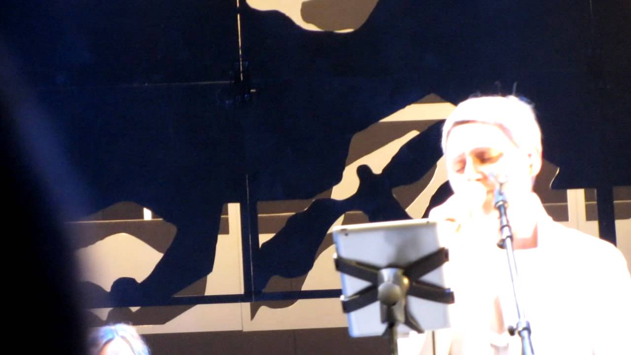 Pearly-Dewdrops' Drops - Elizabeth Fraser - Southbank Centre, 7th August 2012