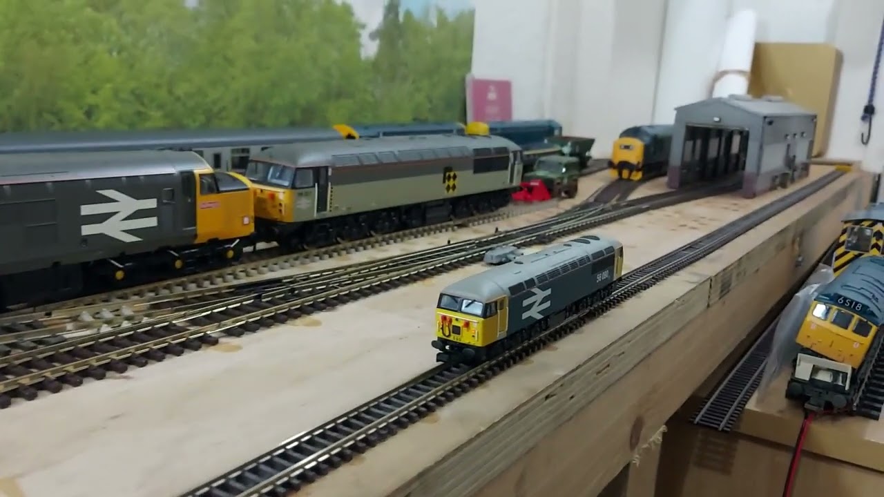 N gauge Dapol class 56 dcc sound by Delticnapier.