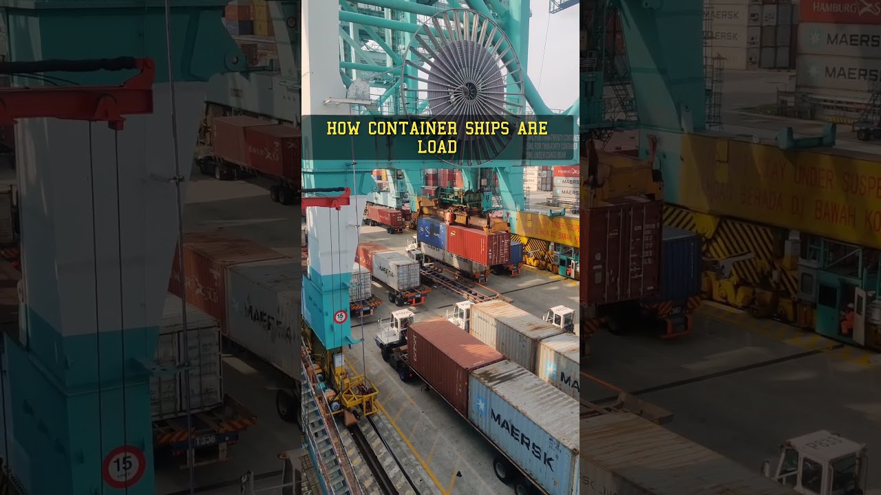how container ships are loaded #vessel #cargoship #merchantvessel