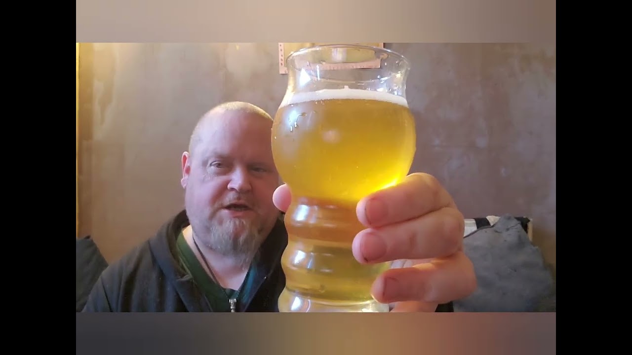 ТУВАР — Williams Brothers Krush Bright IPA крепостью 5,1%.