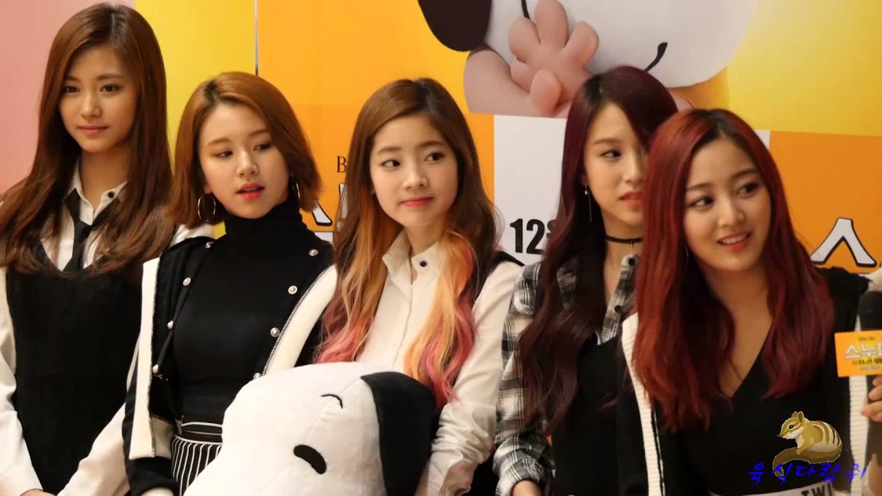 151124 롯데월드몰 스누피 트와이스 홍보행사 영상 1