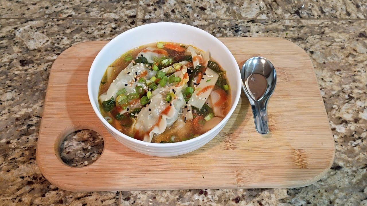 Pot Sticker Soup 