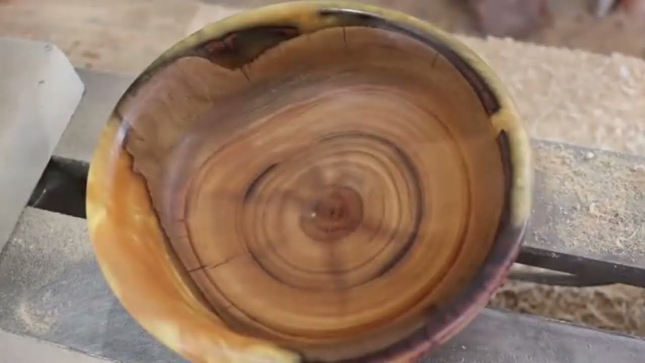 DIY Carving Wood and Epoxy in Modern Cup | DIY Wood project | Modern Cups | @WoodenHub