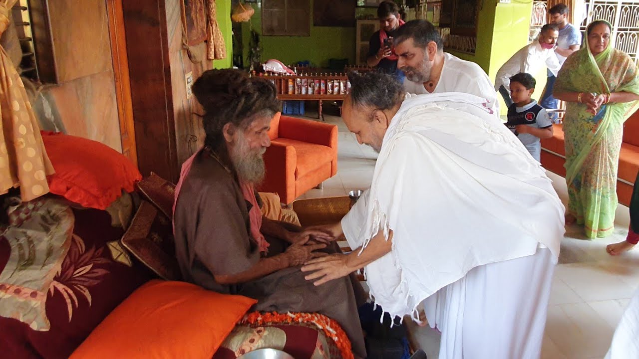 Kashmiri Bapu Aashram(संत मिलन) શ્રી ગાયત્રી આશ્રમ ગધેથડ થી પરમ પૂજ્ય શ્રી લાલ બાપુ એ  પધરામણી કરેલ.