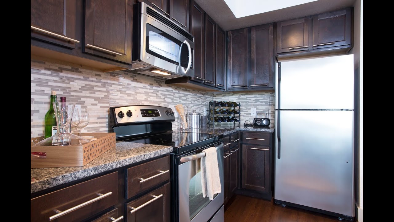 Alta Woodlake Square (Now Flats on Tanglewilde) Apartments | Living in West Houston, TX