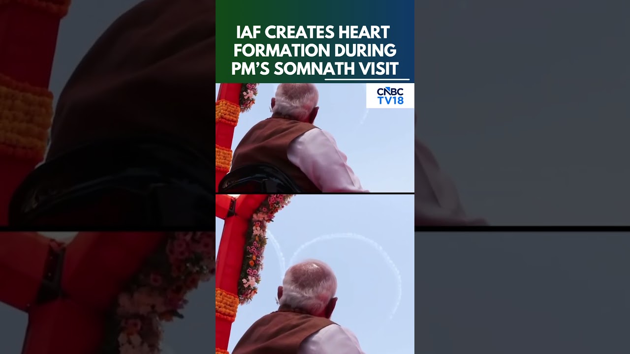 PM Modi Watches Spectacular IAF Heart Formation | PM Offers Prayers At Somnath Temple | N18V