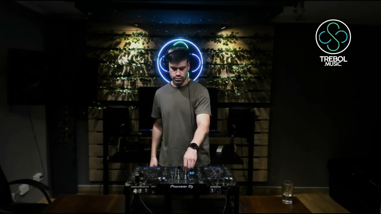 #001 @leivasebastian @ Trébol Music Studio | Progressive House & Melodic Techno Set 2025