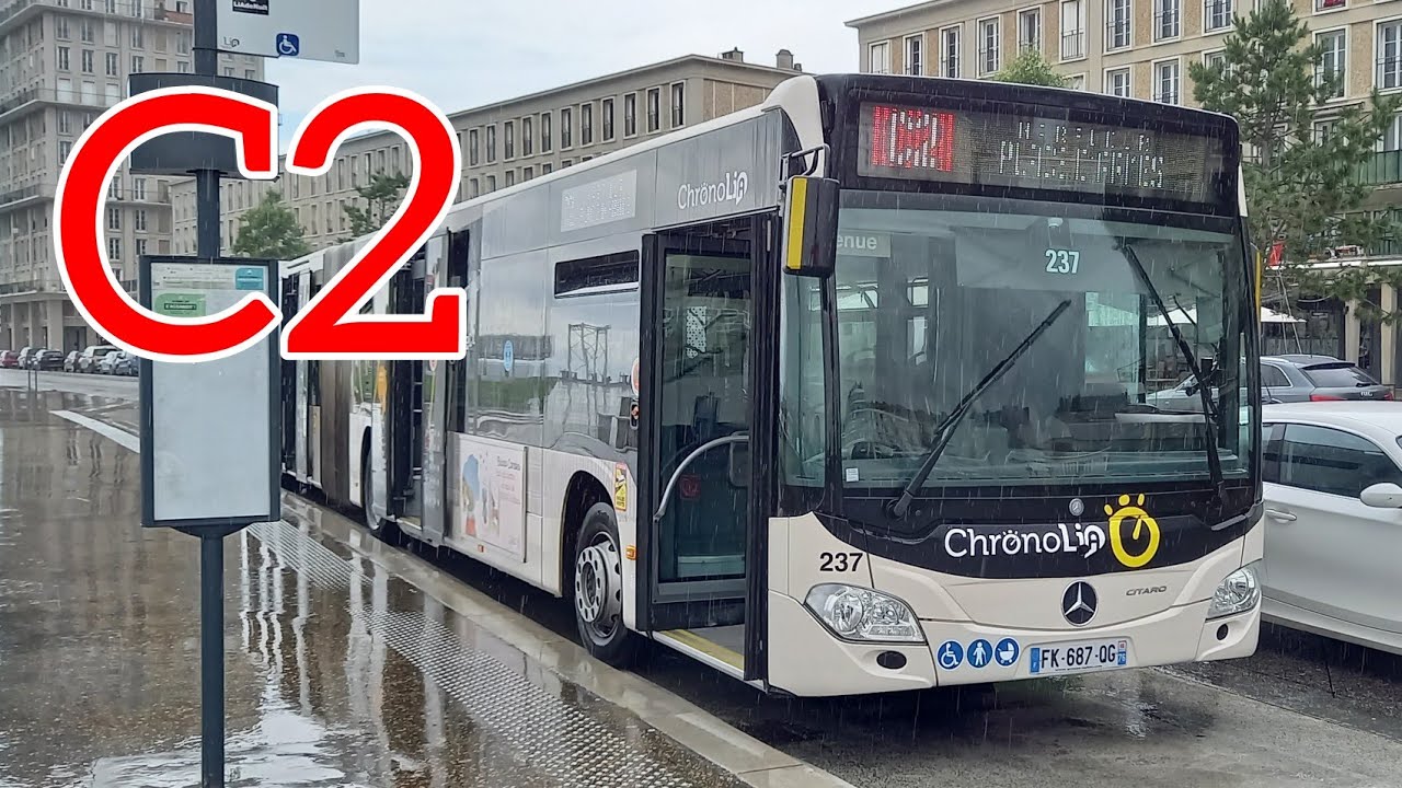 Grand Quai - Place d'Armes via le Rond-point sur la ligne C2 (sous la pluie)