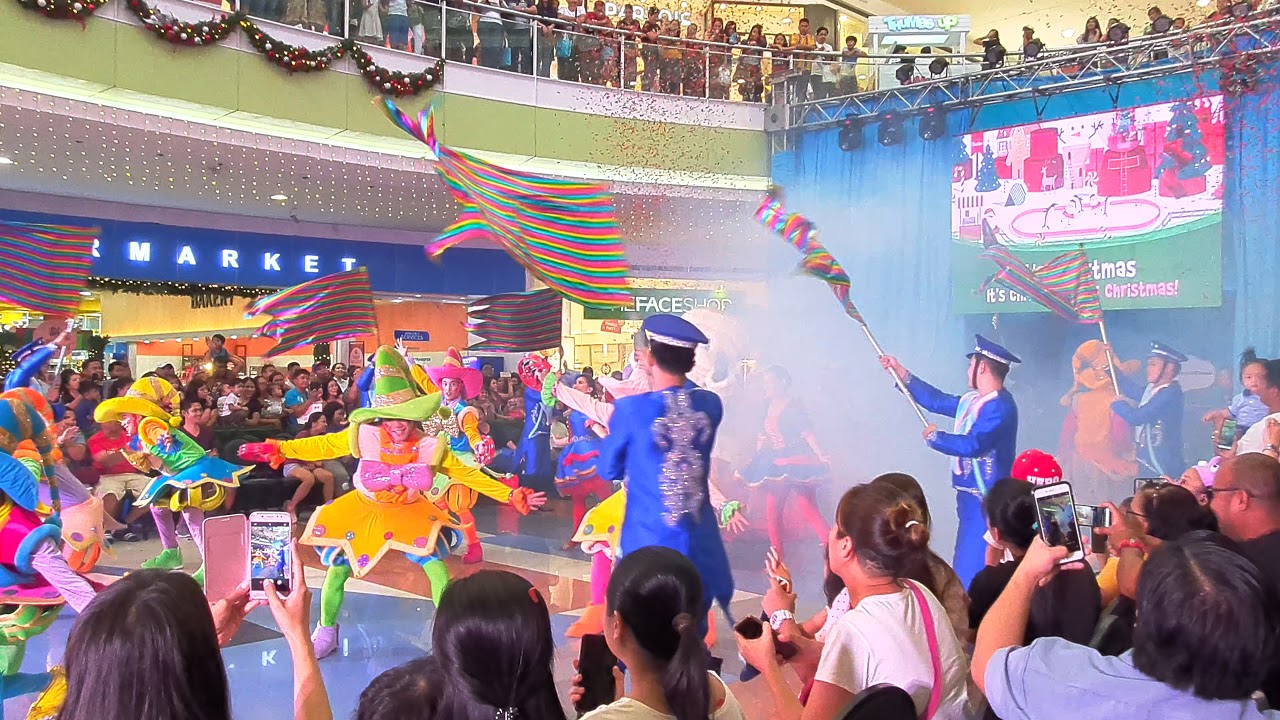 [4K] SM Grand Magical Christmas Parade 2019 -SM City Dasmariñas (Part 2)