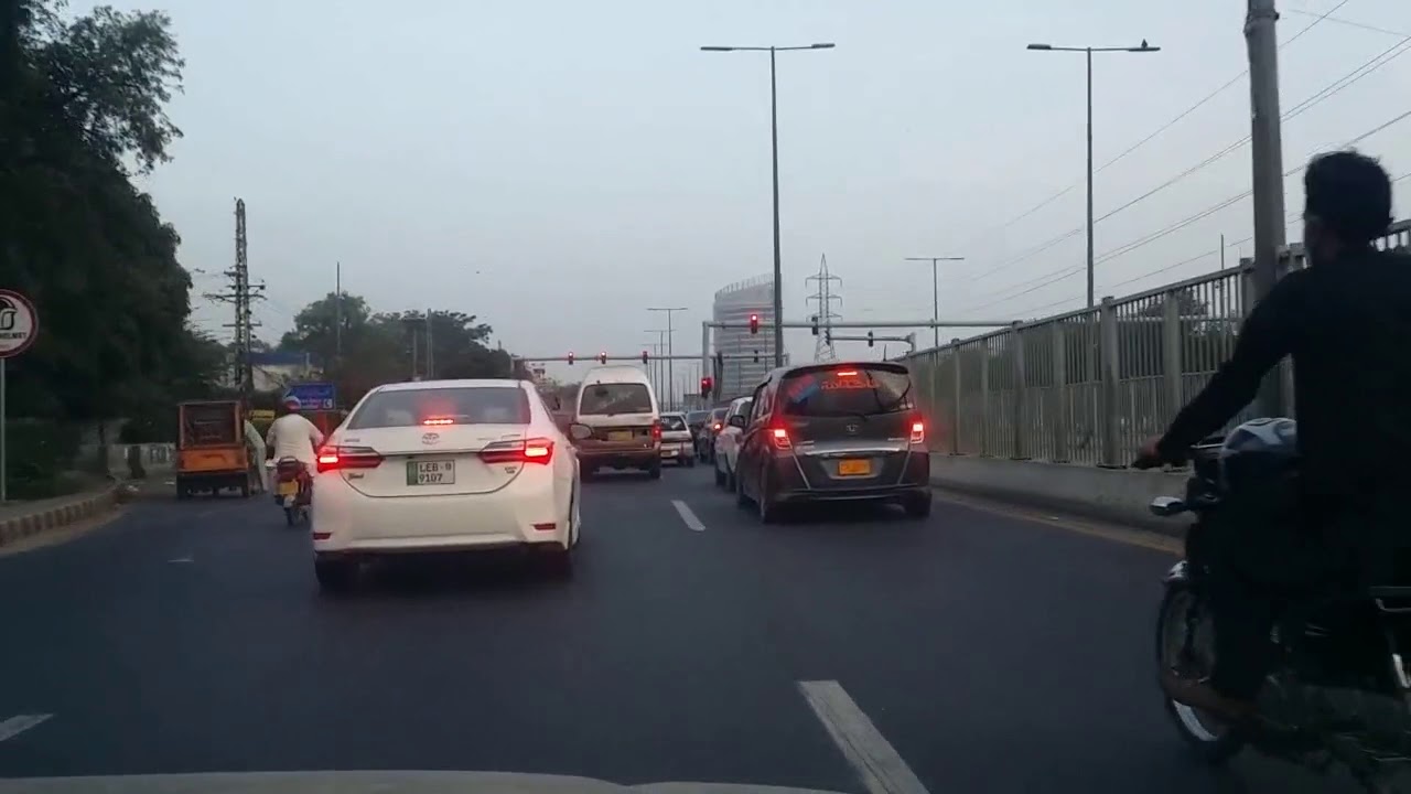 A drive through Lahore (No.4)  ||  Muslim Town,Qaddafi Stadium, Kalma Chowk, Arfa Kareem tower, DHA.