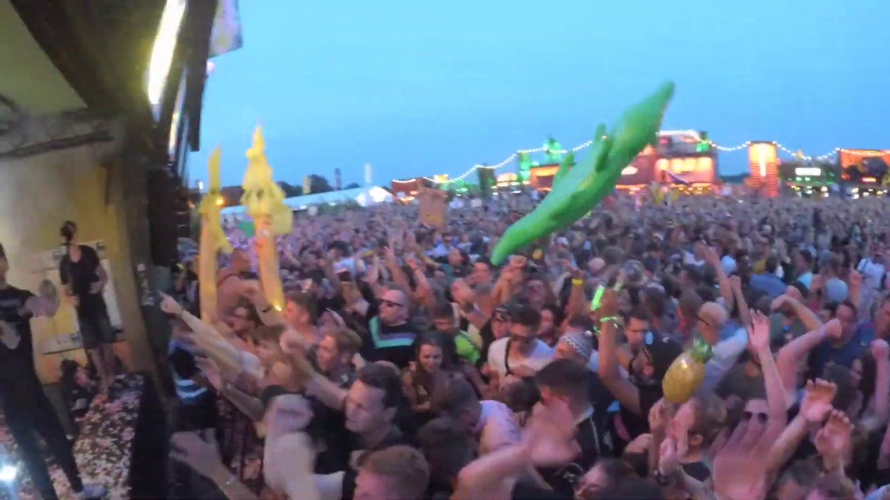 Team Rhythmusgymnastik @ Parookaville 2019 feat. Finch Asozial, Cat Ballou, Die Atzen uvm.