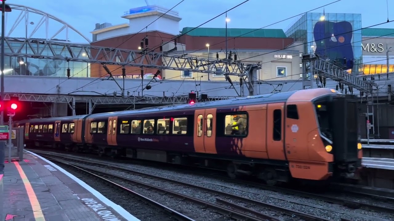 Trains At Birmingham New Street 17/02/2026