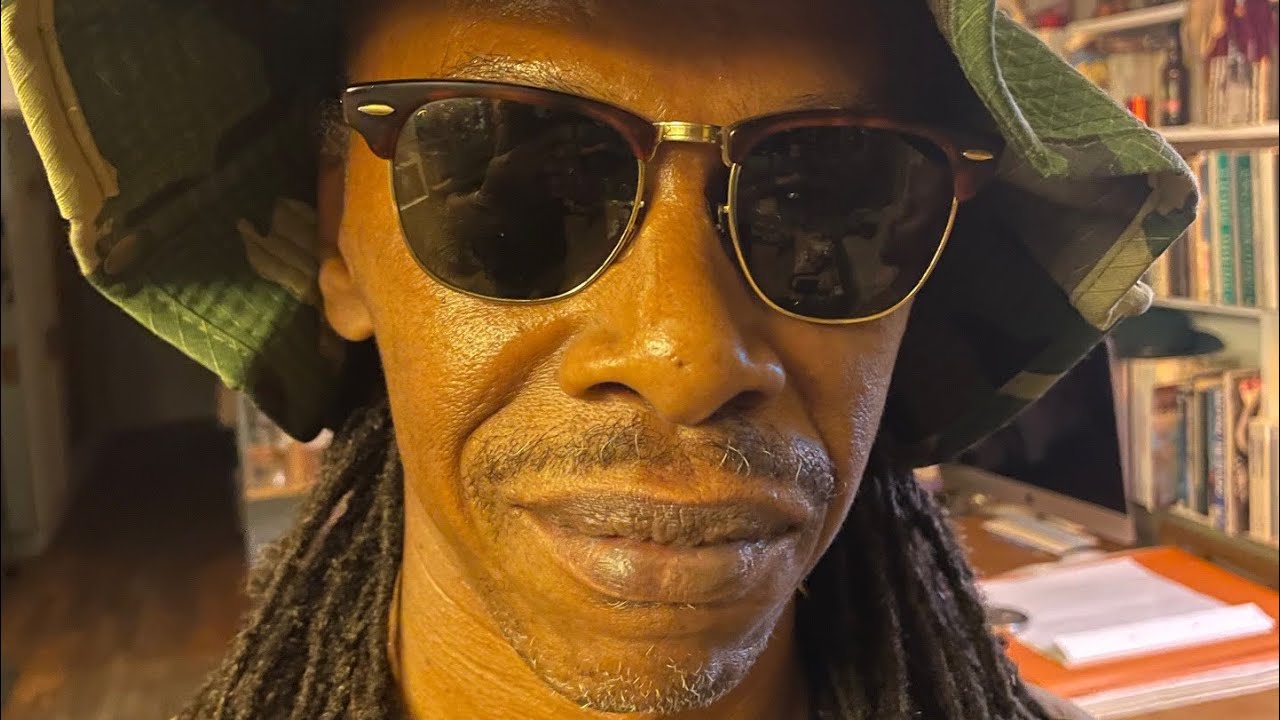 HAQIMO - MAROCO DU GROUPE « AL IMAN STAFF » À LA CITÉ RADIEUSE À MARSEILLE
