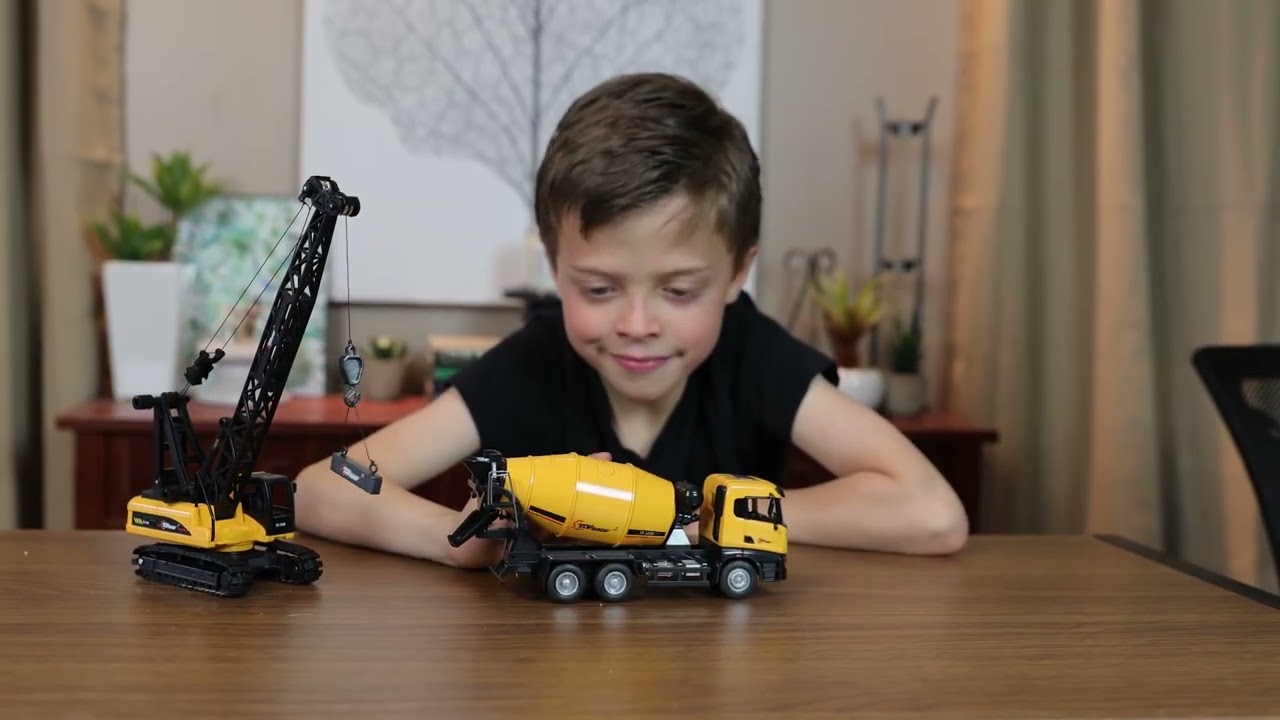 #shorts Diecast Metal Construction Trucks Models Set of 2 - Mini Excavator Toy, Heavy Metal Toy.mp4