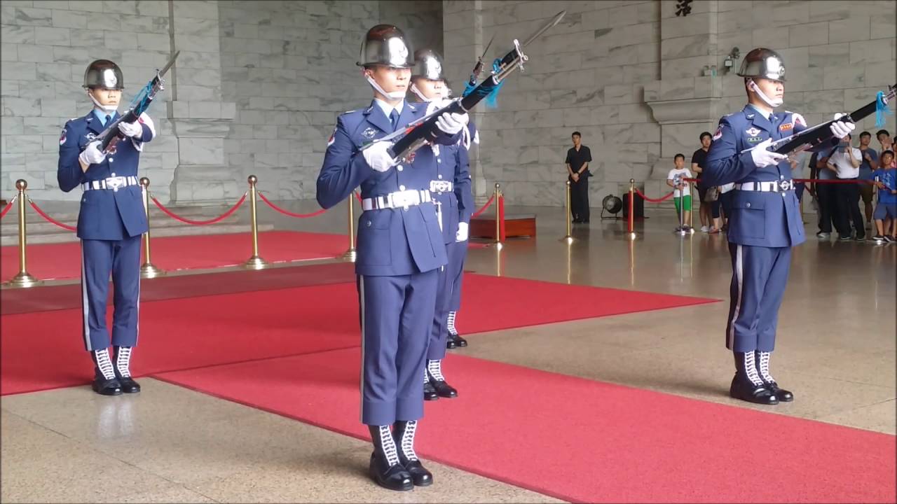 Taipei (Taiwan) Cambio de guardia Memorial de Chiang Kai Shek