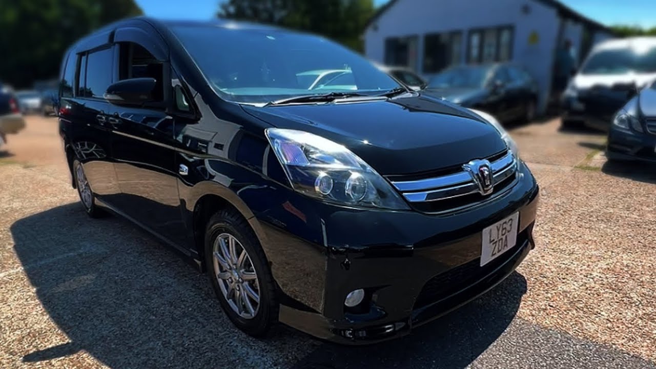2025 Toyota ISIS 1.8 Petrol